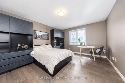 Photo 32 at 129 Franklin Avenue, Yorkhill, Vaughan