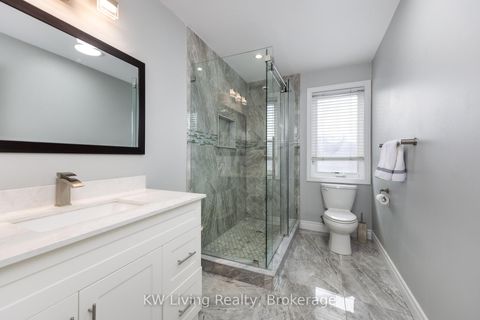 Photo 33 at 129 Franklin Avenue, Yorkhill, Vaughan