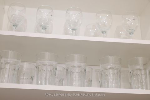 Photo 5 at 36 Tennis Crescent, North Riverdale, Toronto