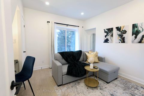 Photo 8 at 36 Tennis Crescent, North Riverdale, Toronto