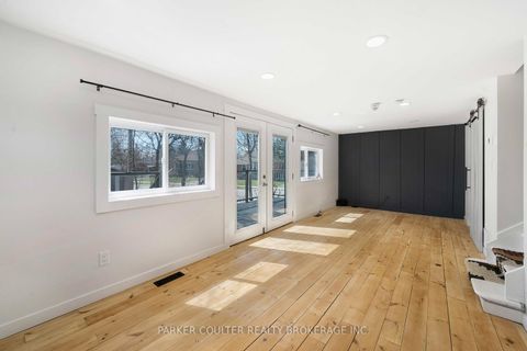 Photo 8 at 160 Duckworth Street, Codrington, Barrie