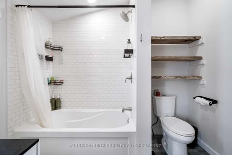 Photo 20 at 160 Duckworth Street, Codrington, Barrie