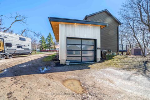 Photo 28 at 160 Duckworth Street, Codrington, Barrie