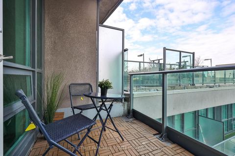 Photo 10 at 808 - 215 Fort York Boulevard, Niagara, Toronto