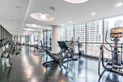 Photo 12 at 808 - 215 Fort York Boulevard, Niagara, Toronto