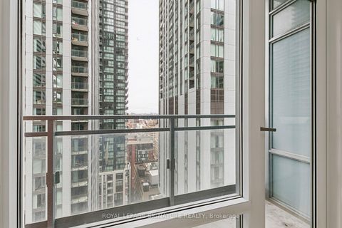 Photo 13 at 2202 - 21 Widmer Street, Waterfront Communities C1, Toronto
