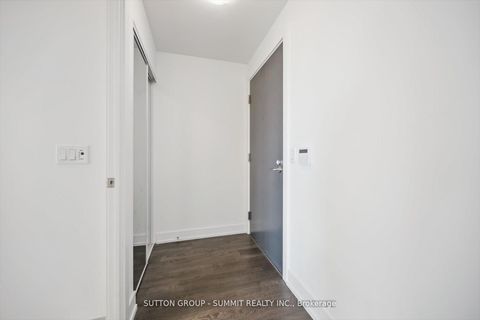 Photo 4 at 1429 - 5 Mabelle Avenue, City Centre West, Toronto