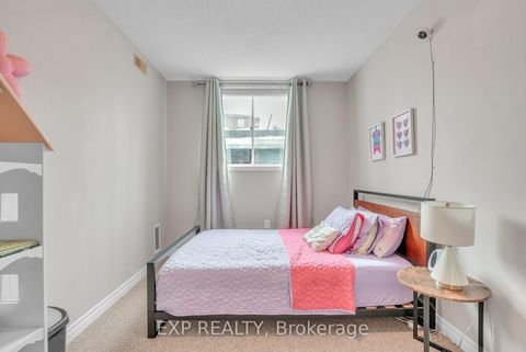 Photo 16 at 8 - 141 Sydenham Wells, Georgian Drive, Barrie