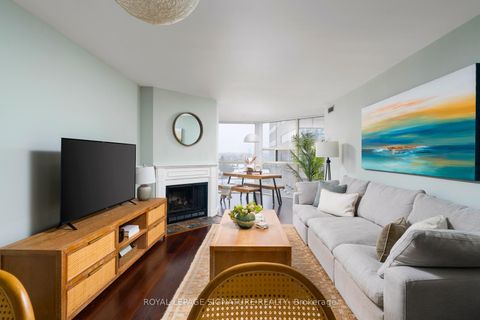 Photo 0 at 903 - 725 King Street W, Niagara, Toronto