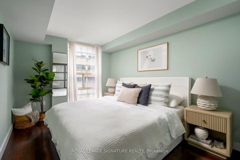 Photo 13 at 903 - 725 King Street W, Niagara, Toronto