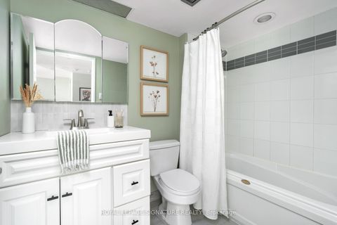 Photo 16 at 903 - 725 King Street W, Niagara, Toronto