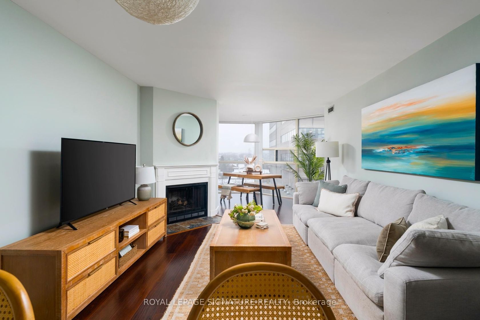 903 - 725 King Street W, Niagara, Toronto photo number 2