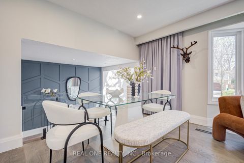 Photo 14 at 14 Brookfield Court, Markham Village, Markham