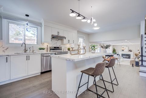 Photo 23 at 14 Brookfield Court, Markham Village, Markham