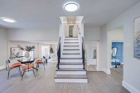 Photo 30 at 14 Brookfield Court, Markham Village, Markham