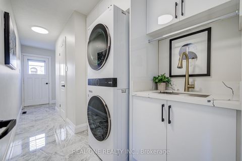 Photo 41 at 14 Brookfield Court, Markham Village, Markham