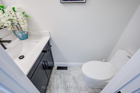 Photo 42 at 14 Brookfield Court, Markham Village, Markham