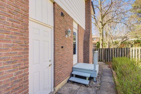 Photo 46 at 14 Brookfield Court, Markham Village, Markham