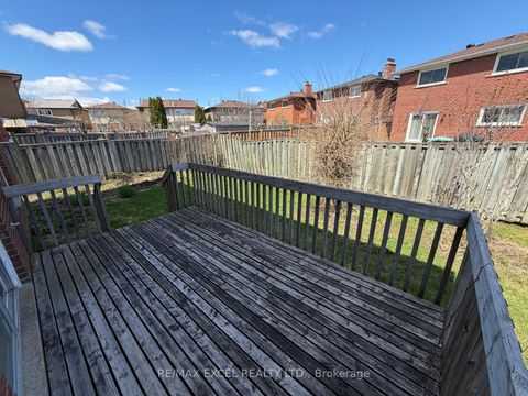 Photo 8 at 94 Pepperell Crescent, Milliken Mills West, Markham