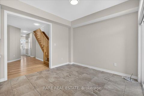 Photo 8 at 38 Rochester Drive, Rural Barrie Southeast, Barrie