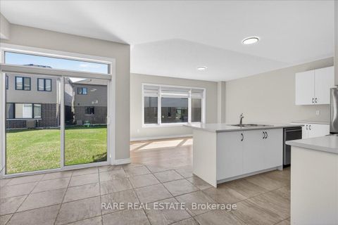 Photo 10 at 38 Rochester Drive, Rural Barrie Southeast, Barrie