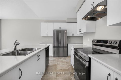 Photo 12 at 38 Rochester Drive, Rural Barrie Southeast, Barrie