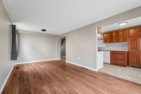 Photo 8 at 62 Corbett Drive, Grove East, Barrie