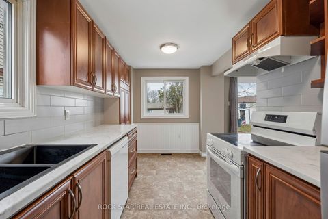 Photo 9 at 62 Corbett Drive, Grove East, Barrie