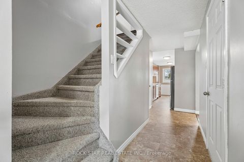 Photo 13 at 62 Corbett Drive, Grove East, Barrie