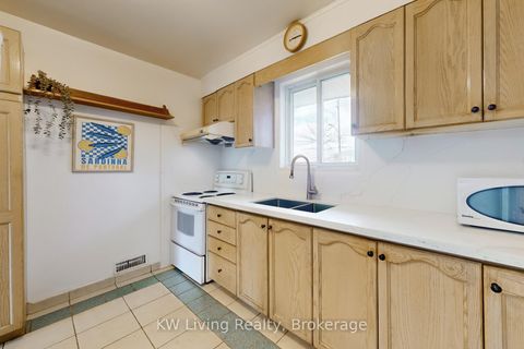 Photo 11 at 29 Jane Osler Boulevard, Glen Park, Toronto