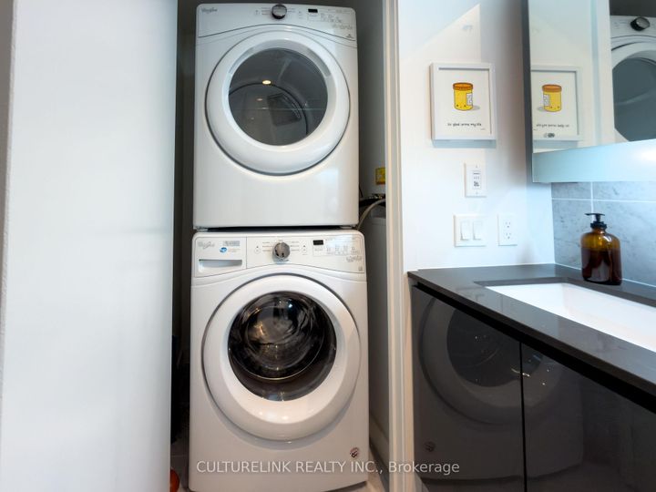 Photo 14 at 2008 - 117 McMahon Drive, Bayview Village, Toronto