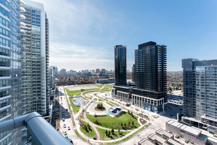 Photo 16 at 2008 - 117 McMahon Drive, Bayview Village, Toronto
