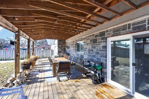 Photo 36 at 5 Jills Court, Grove East, Barrie