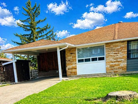 Photo 0 at 31 Daphne Crescent, Cundles East, Barrie