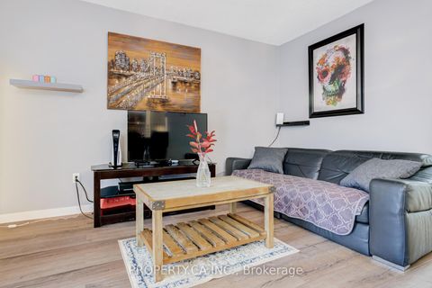 Photo 9 at 6 Hendley Drive, Central West, Ajax