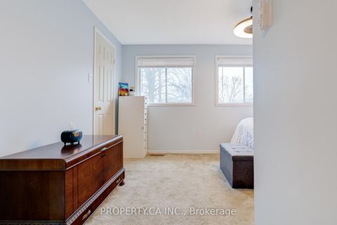 Photo 11 at 6 Hendley Drive, Central West, Ajax