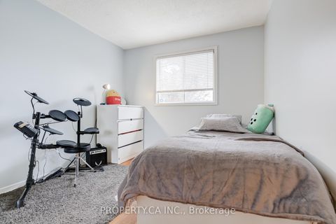 Photo 16 at 6 Hendley Drive, Central West, Ajax
