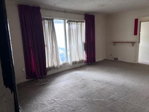 Photo 6 at 994 Kipling Avenue, City Centre West, Toronto