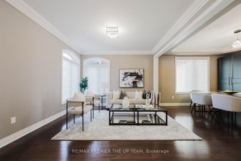 Photo 3 at 226 Via Borghese Street, Vellore Village, Vaughan