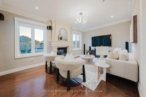 Photo 22 at 226 Via Borghese Street, Vellore Village, Vaughan