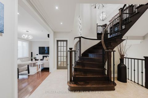 Photo 24 at 226 Via Borghese Street, Vellore Village, Vaughan