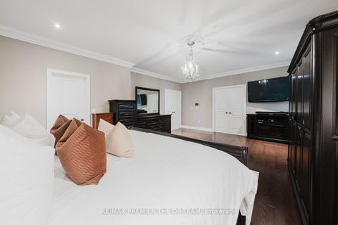 Photo 30 at 226 Via Borghese Street, Vellore Village, Vaughan