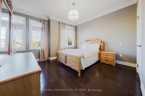 Photo 37 at 226 Via Borghese Street, Vellore Village, Vaughan