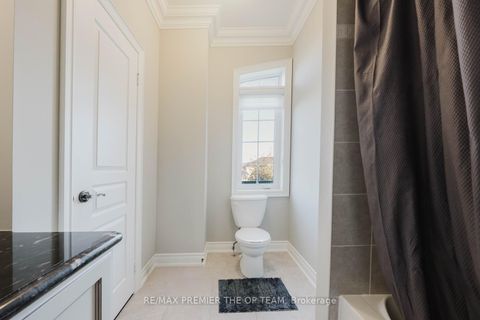 Photo 41 at 226 Via Borghese Street, Vellore Village, Vaughan