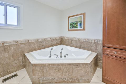 Photo 31 at 31 Heisey Drive, Markham Village, Markham