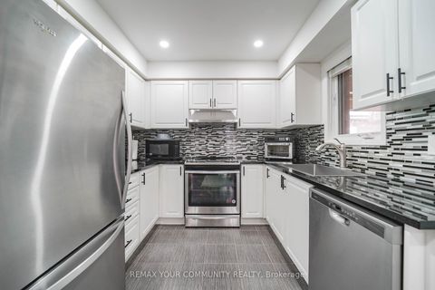 Photo 8 at 10 Ted Wray Circle, CFB, Toronto