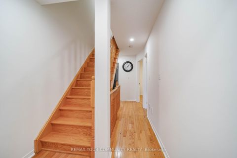 Photo 15 at 10 Ted Wray Circle, CFB, Toronto