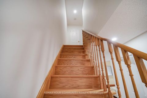 Photo 23 at 10 Ted Wray Circle, CFB, Toronto