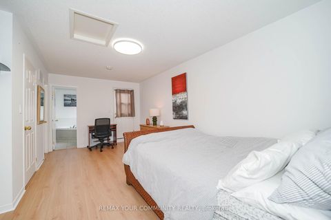 Photo 26 at 10 Ted Wray Circle, CFB, Toronto