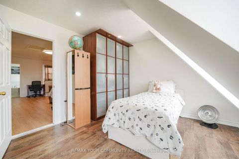 Photo 28 at 10 Ted Wray Circle, CFB, Toronto